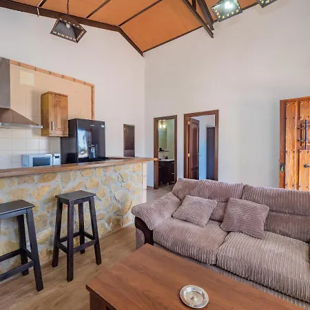 Holiday home Cubo's Apto Hacienda El Encinar *