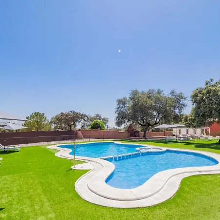 Cubo's Apto Hacienda El Encinar Holiday home *